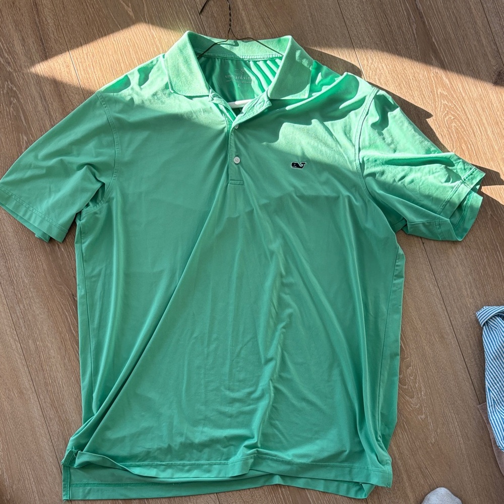 Vineyard Vines Green Polo Shirt with Lightweight Fabric